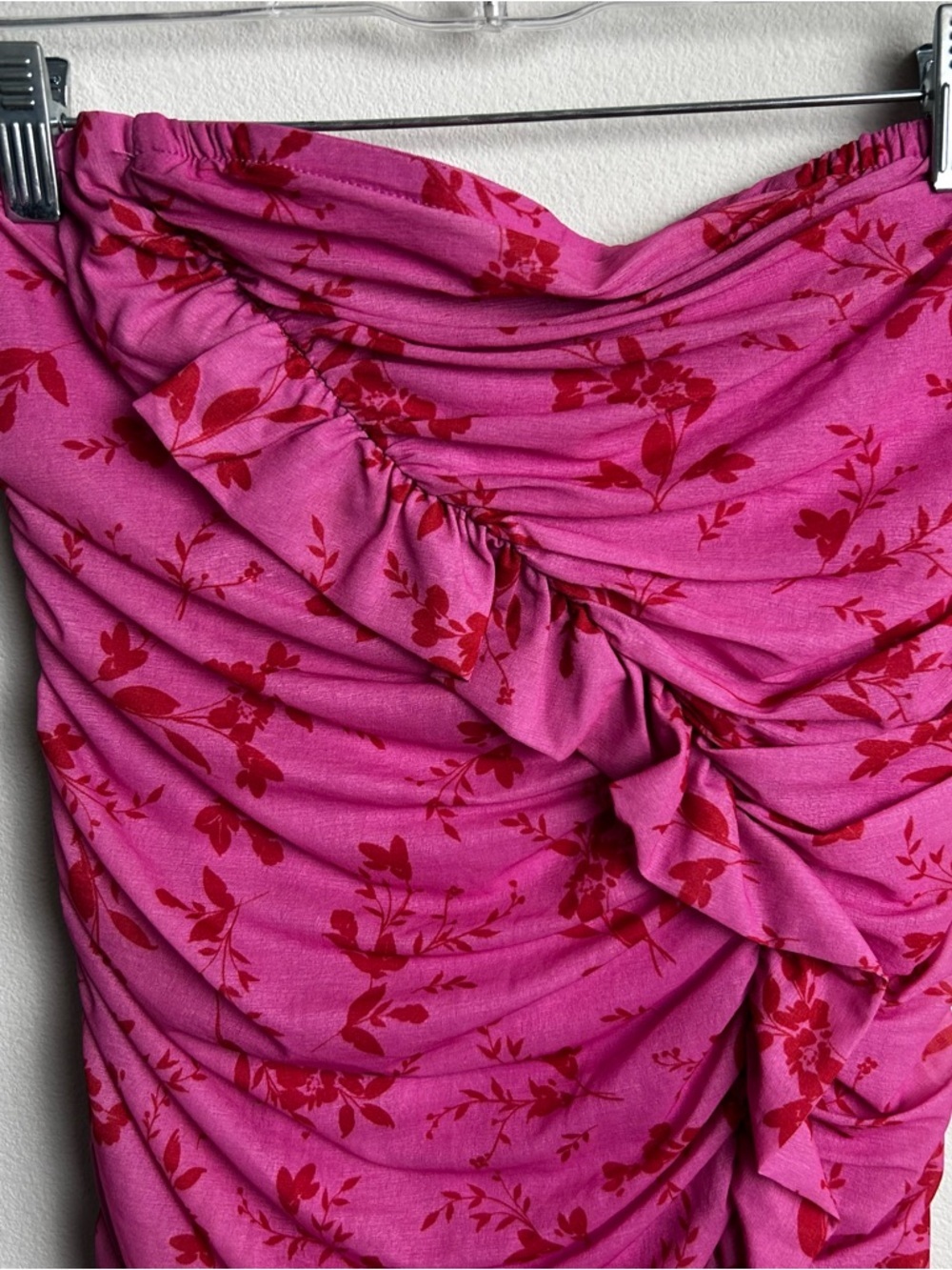 NWT Wild Fable sleeveless tube ruched ruffle mini bodycon floral dress size: M - Picture 3 of 13